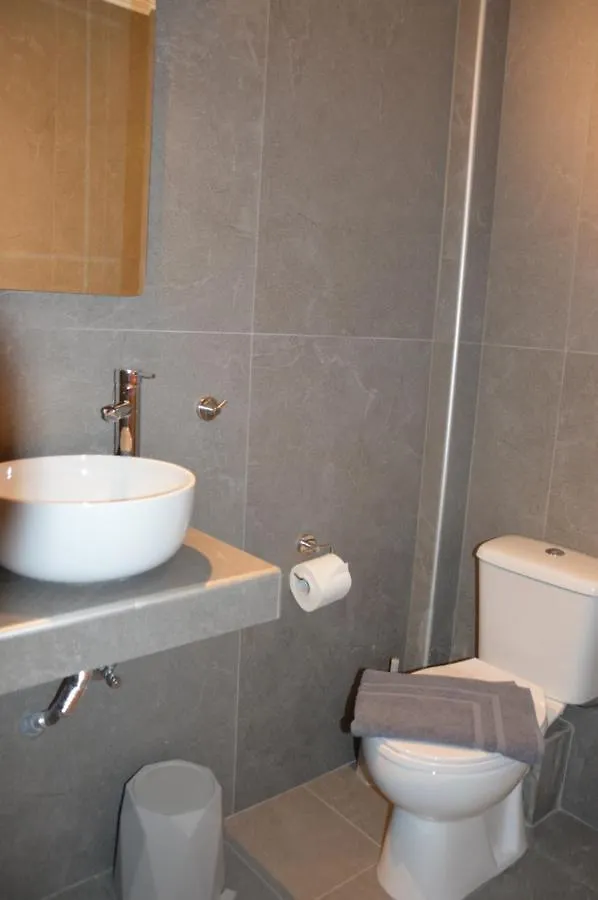 Elite Suites Áfitos Apartment