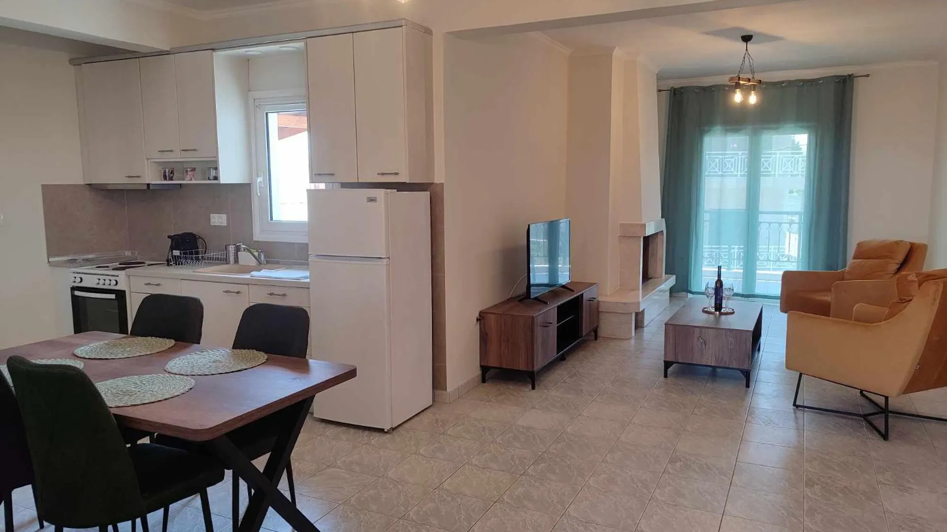 Elite Suites Áfitos 0*,
