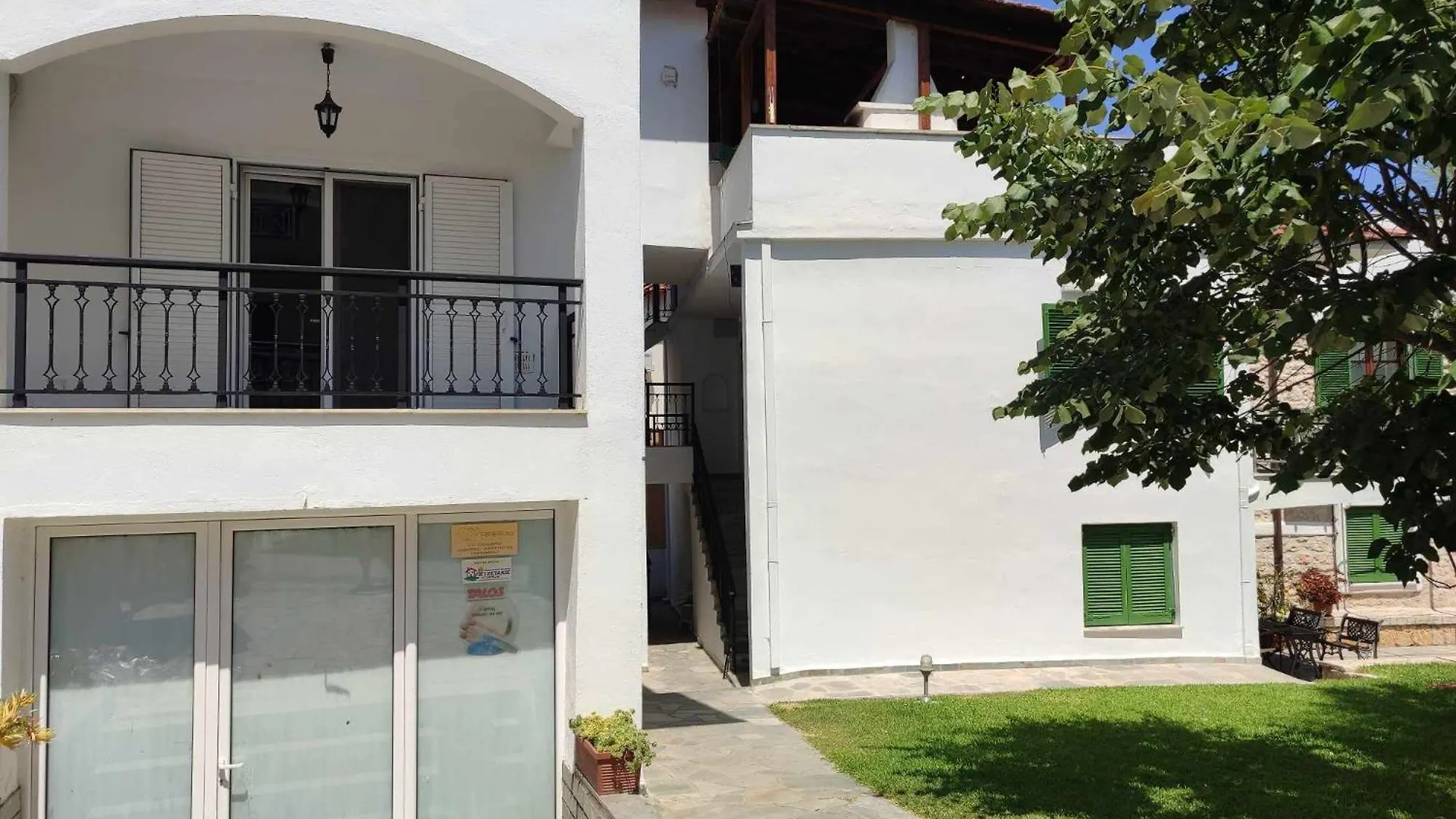 Elite Suites Áfitos Apartment